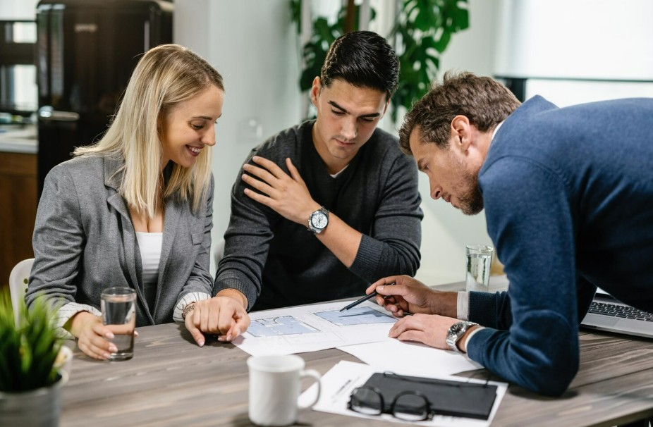 Por qué contar con ayuda profesional al negociar una hipoteca